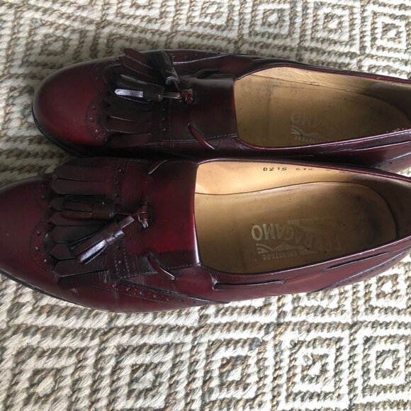 Ferragamo shoes - Picture 1 of 4